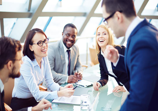 大進本店の笑顔の大進社員